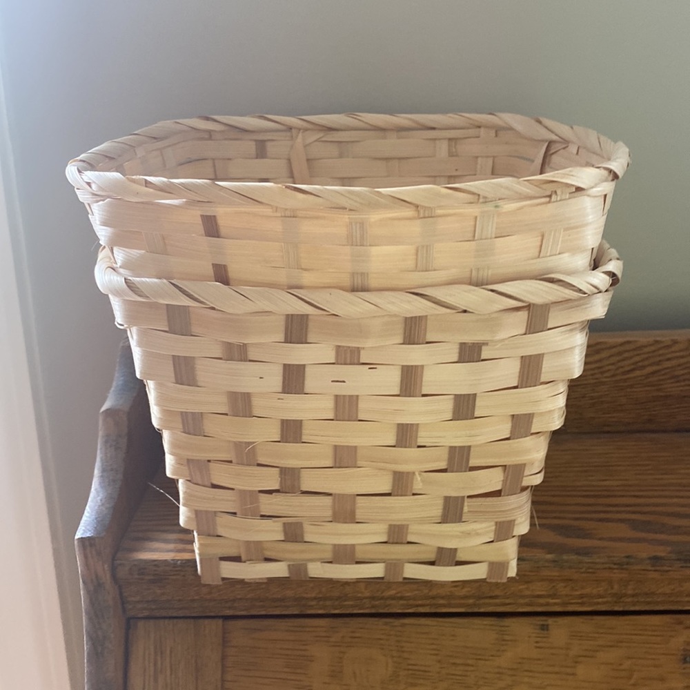 2 Palm Leaf Baskets Decorative Covering for Planters Pots Plants EUC